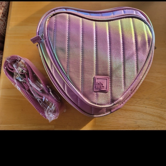 Purple Rainbow Heart-Shaped Crossbody Hkwp Bag - Picture 3 of 6